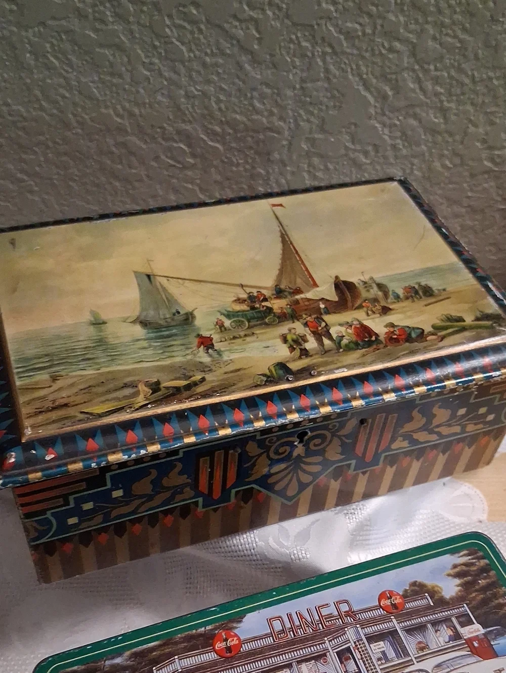 Vintage Tin Lot